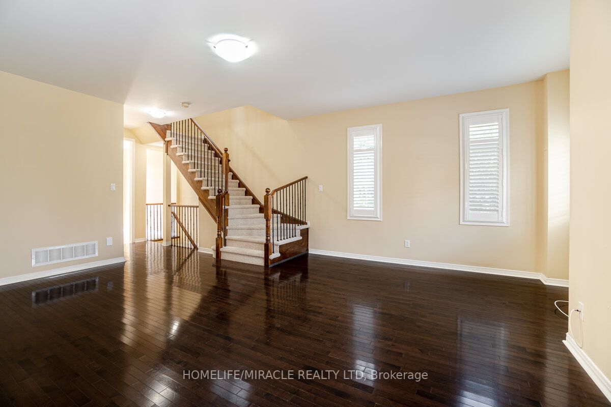 1701 Finch Avenue, #44