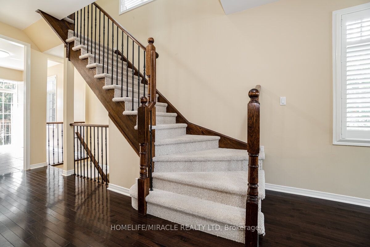 1701 Finch Avenue, #44