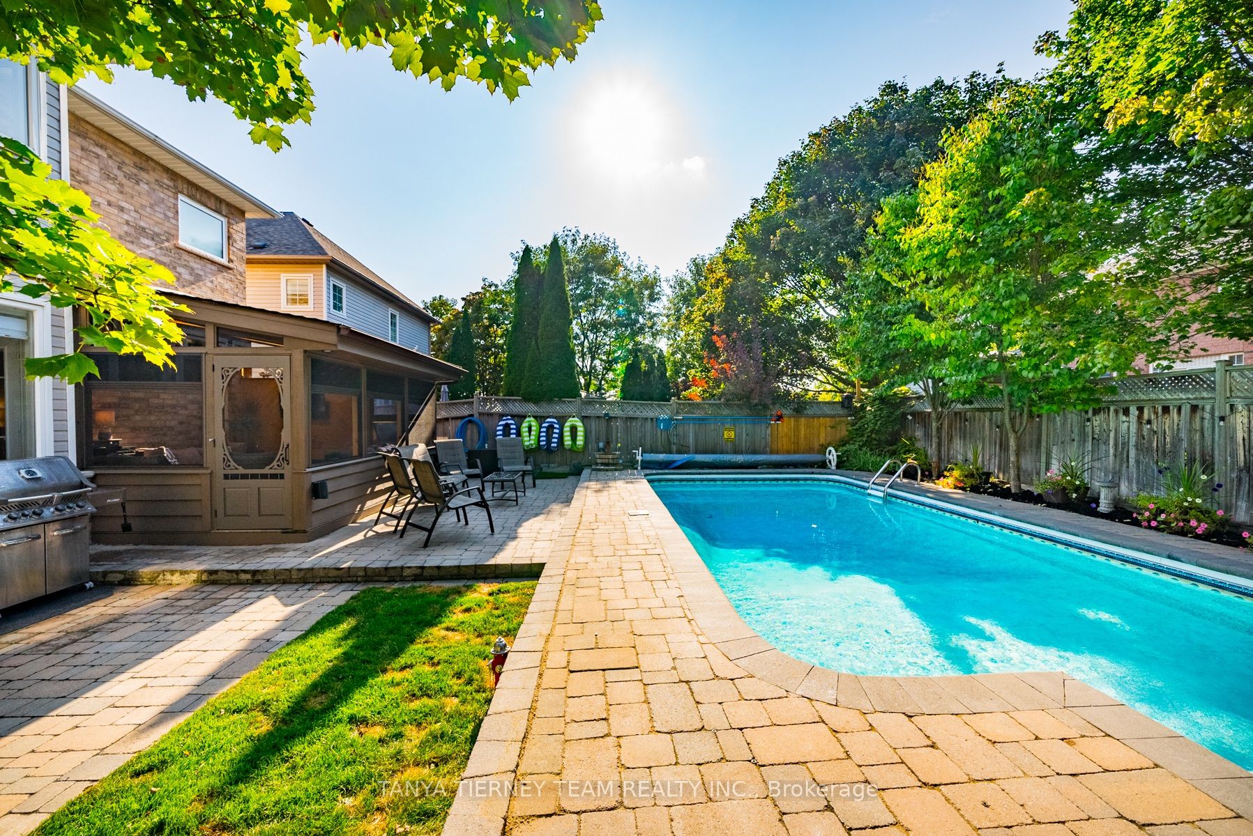46 Amanda Ave