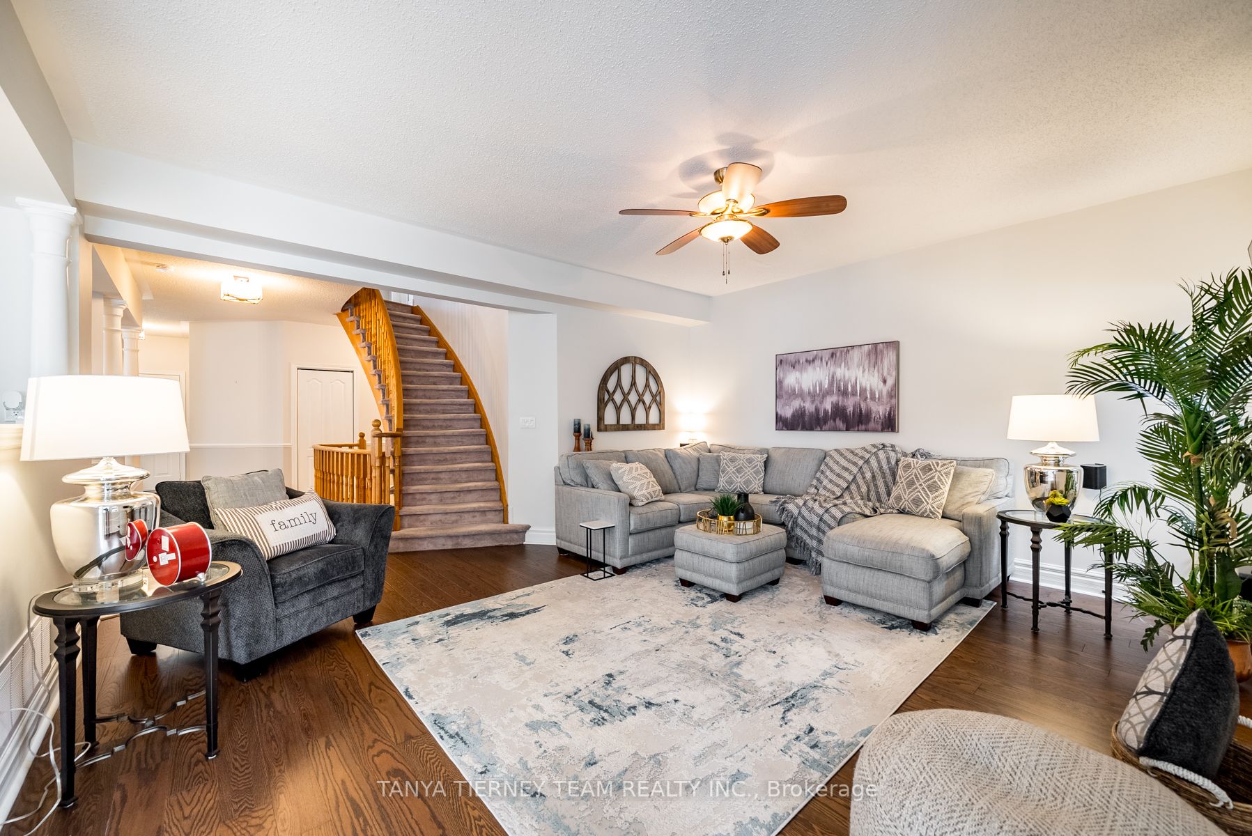 46 Amanda Ave