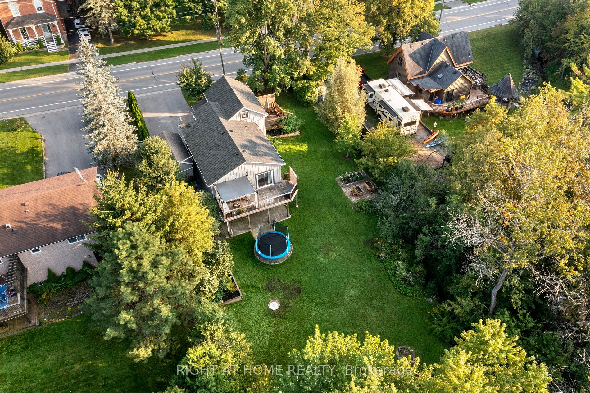 730 Myrtle Rd W