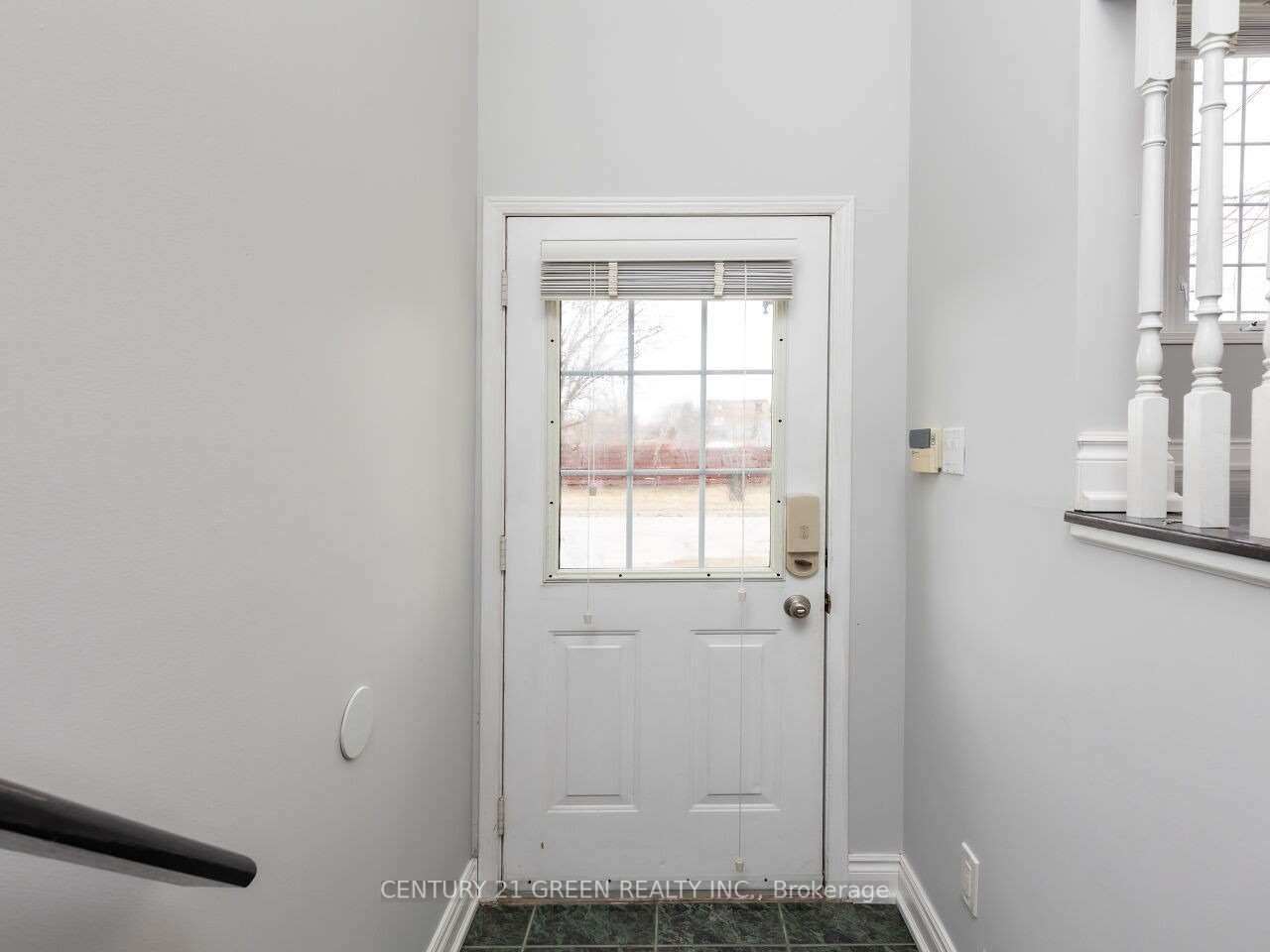 821 Oxford St
