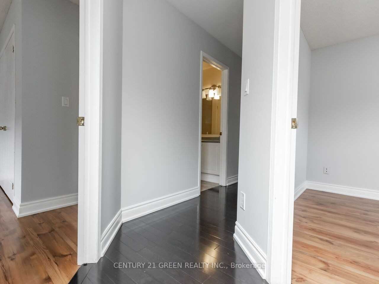 821 Oxford St