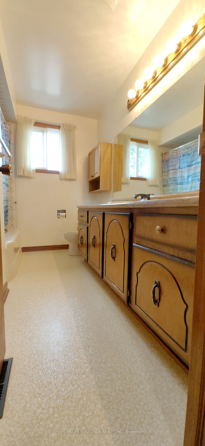 94 Grath Cres