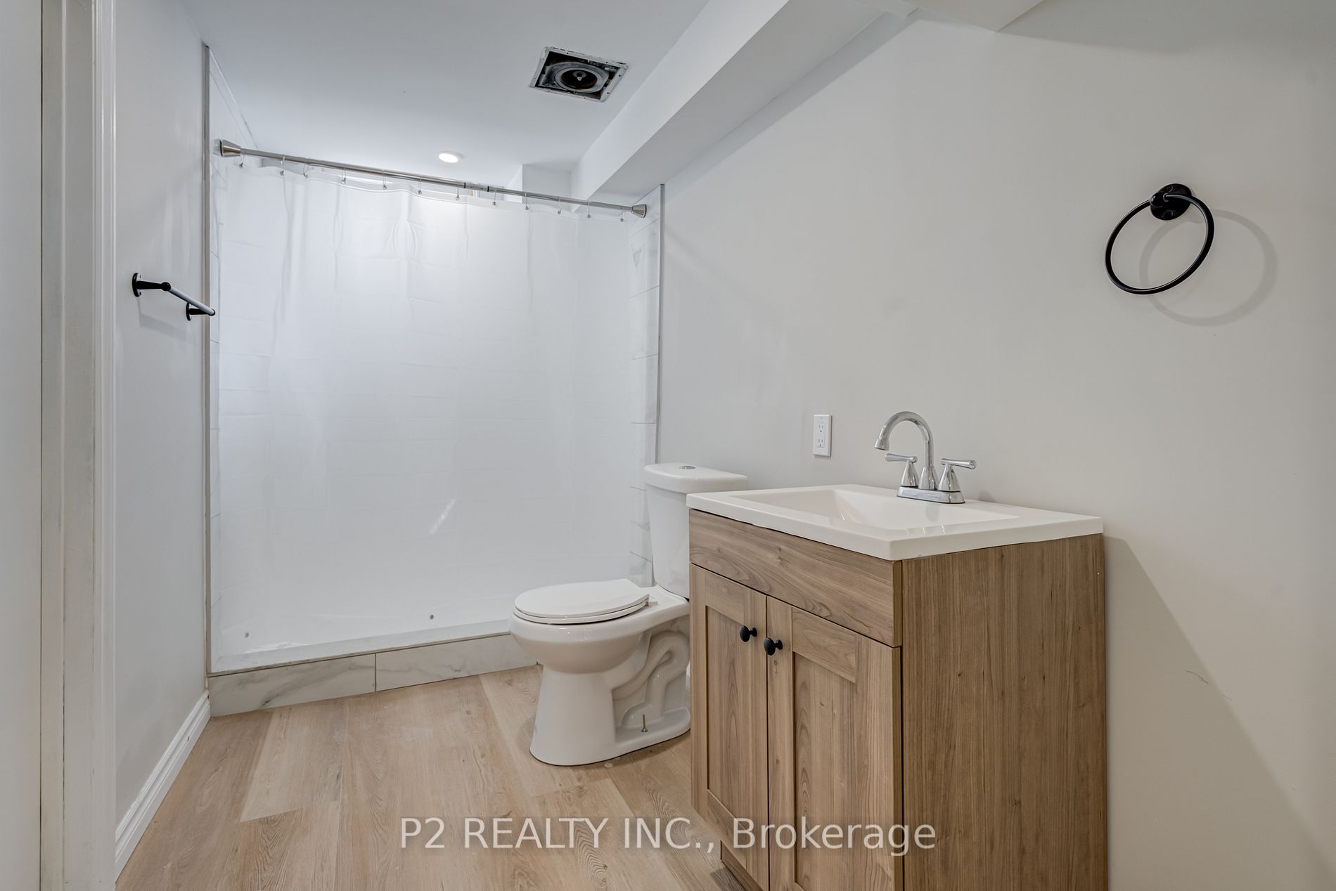 31 Colette Dr