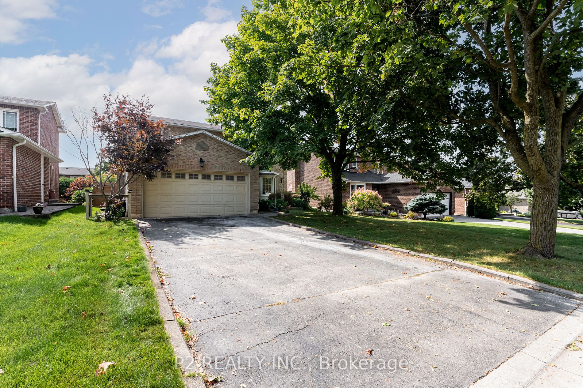 31 Colette Dr