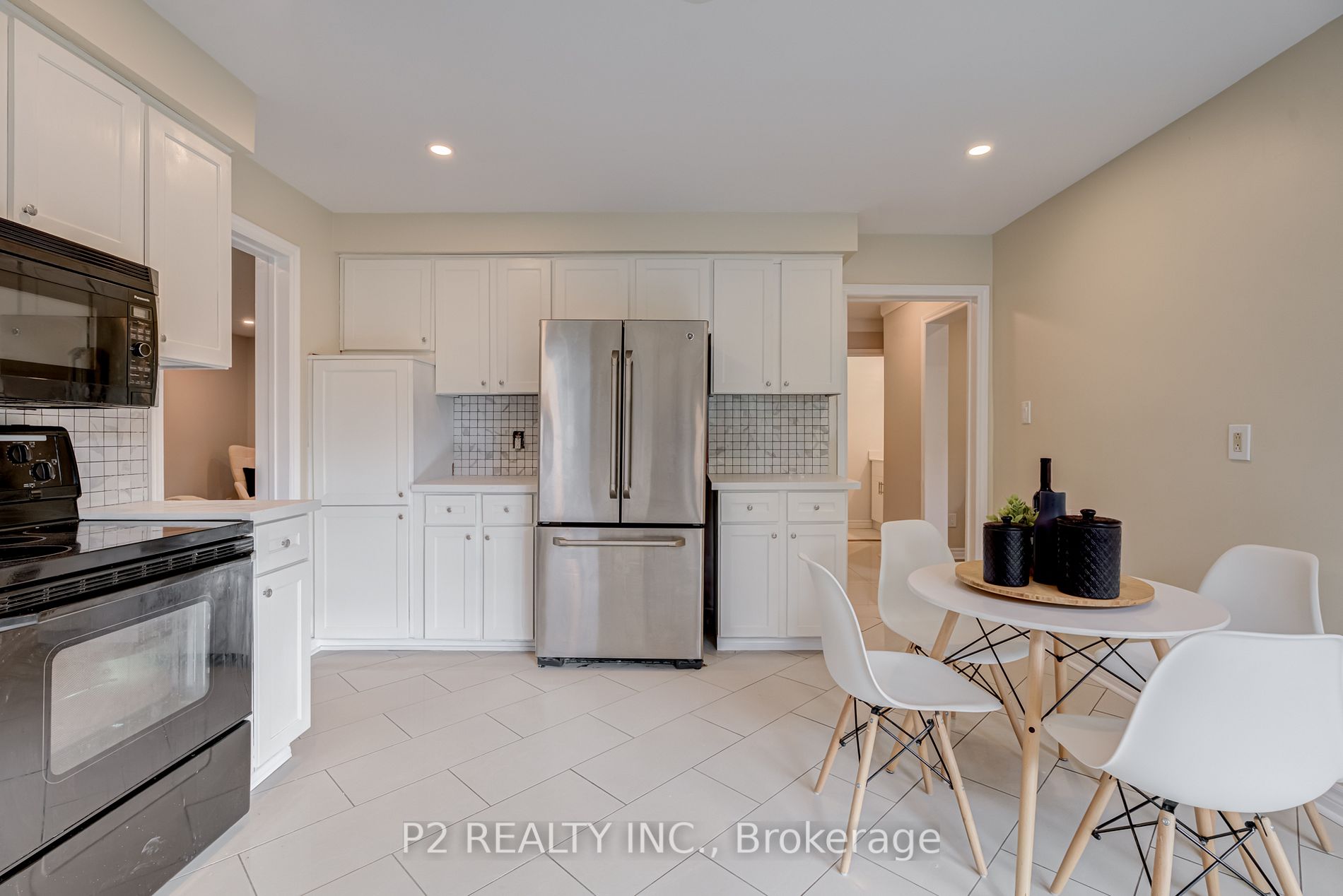 31 Colette Dr