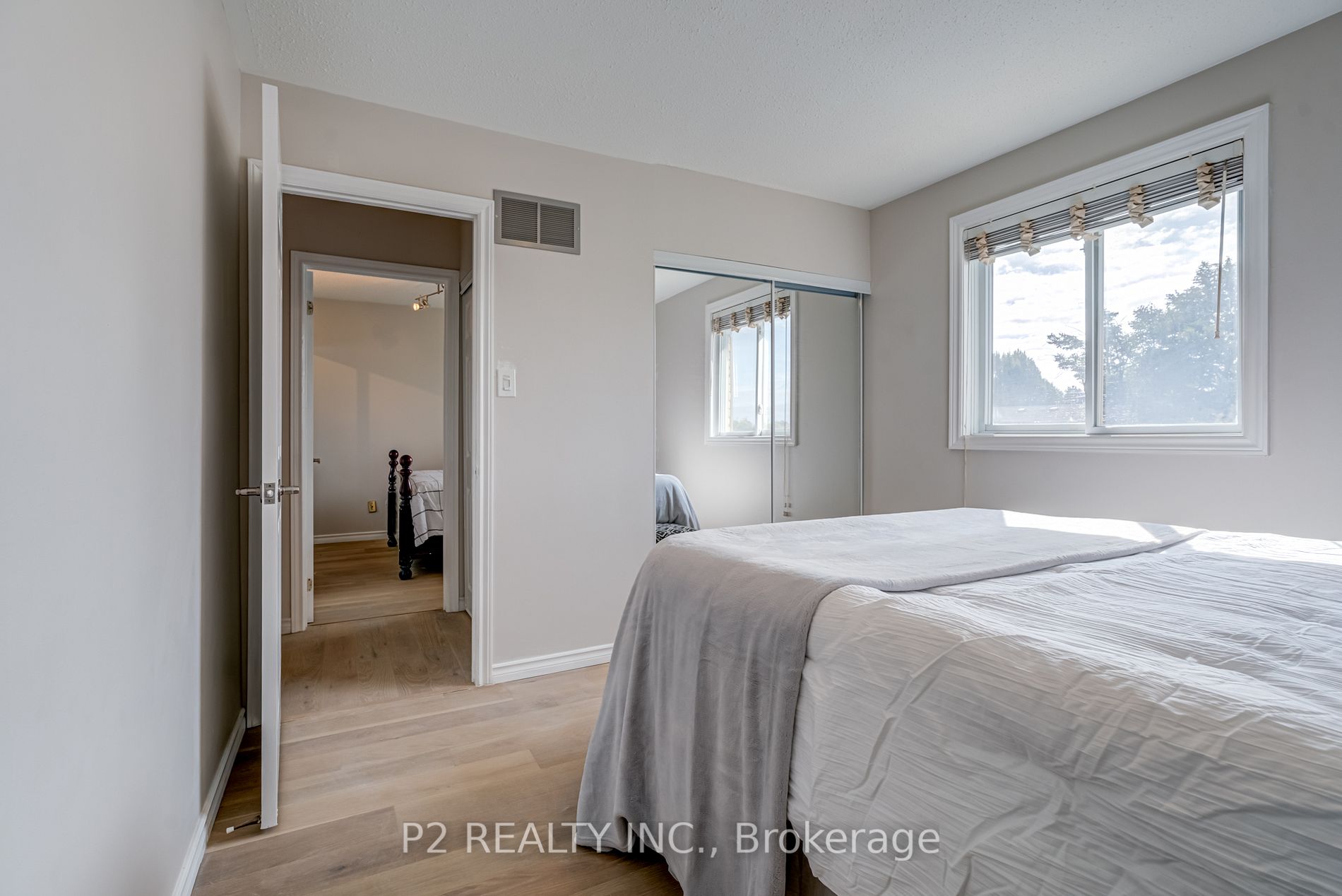 31 Colette Dr