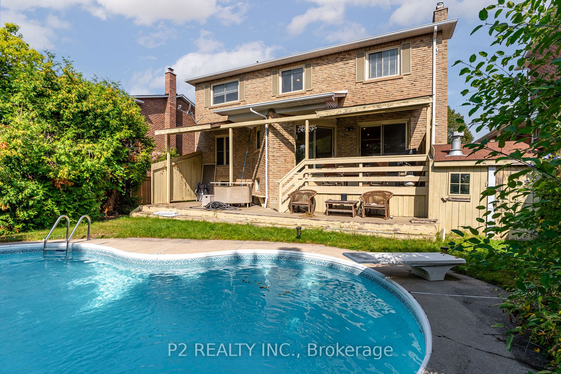 31 Colette Dr