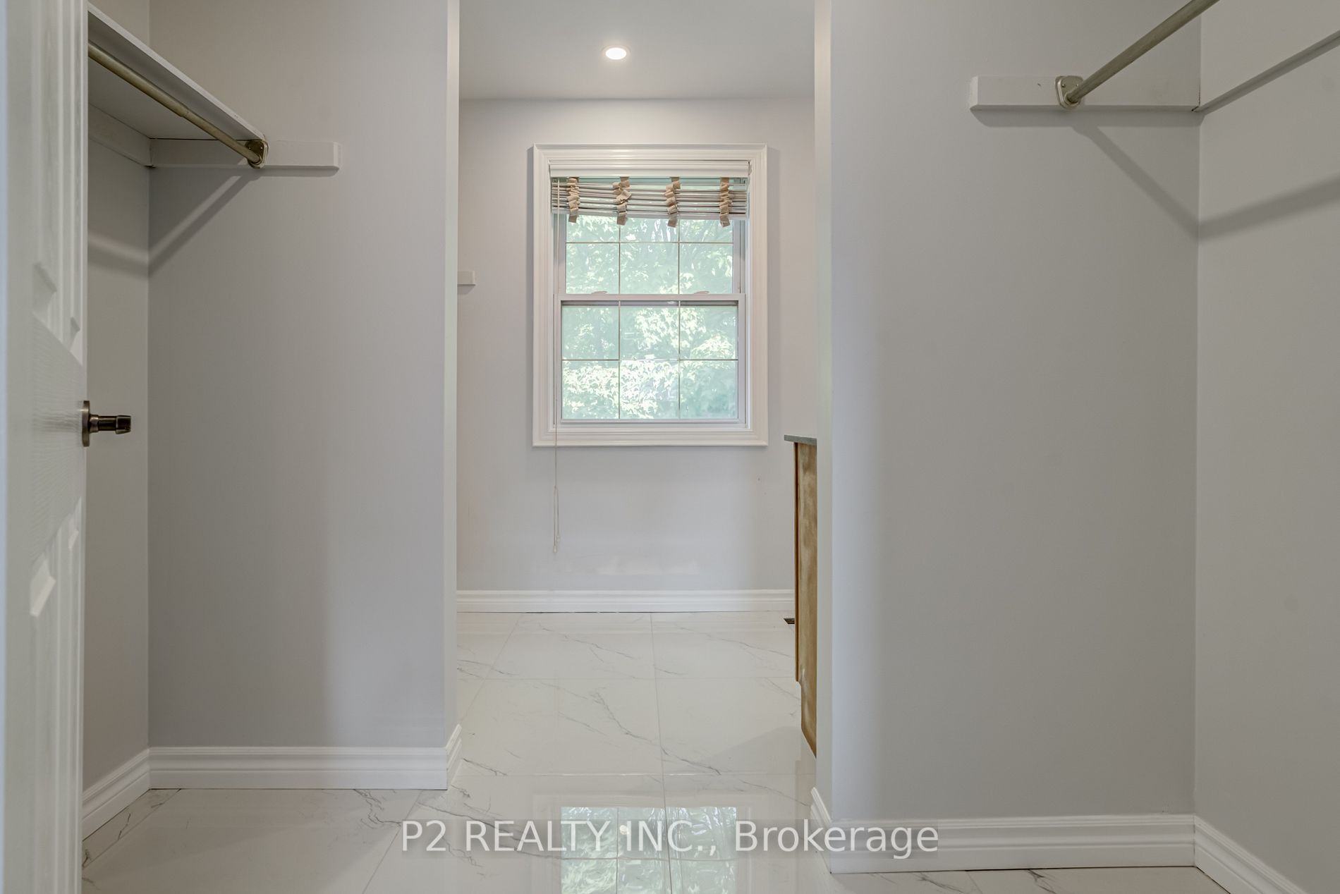 31 Colette Dr