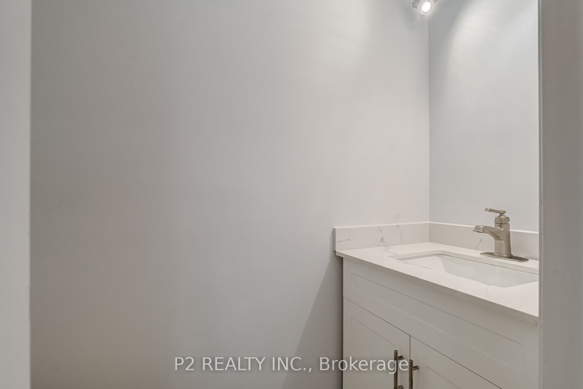 31 Colette Dr