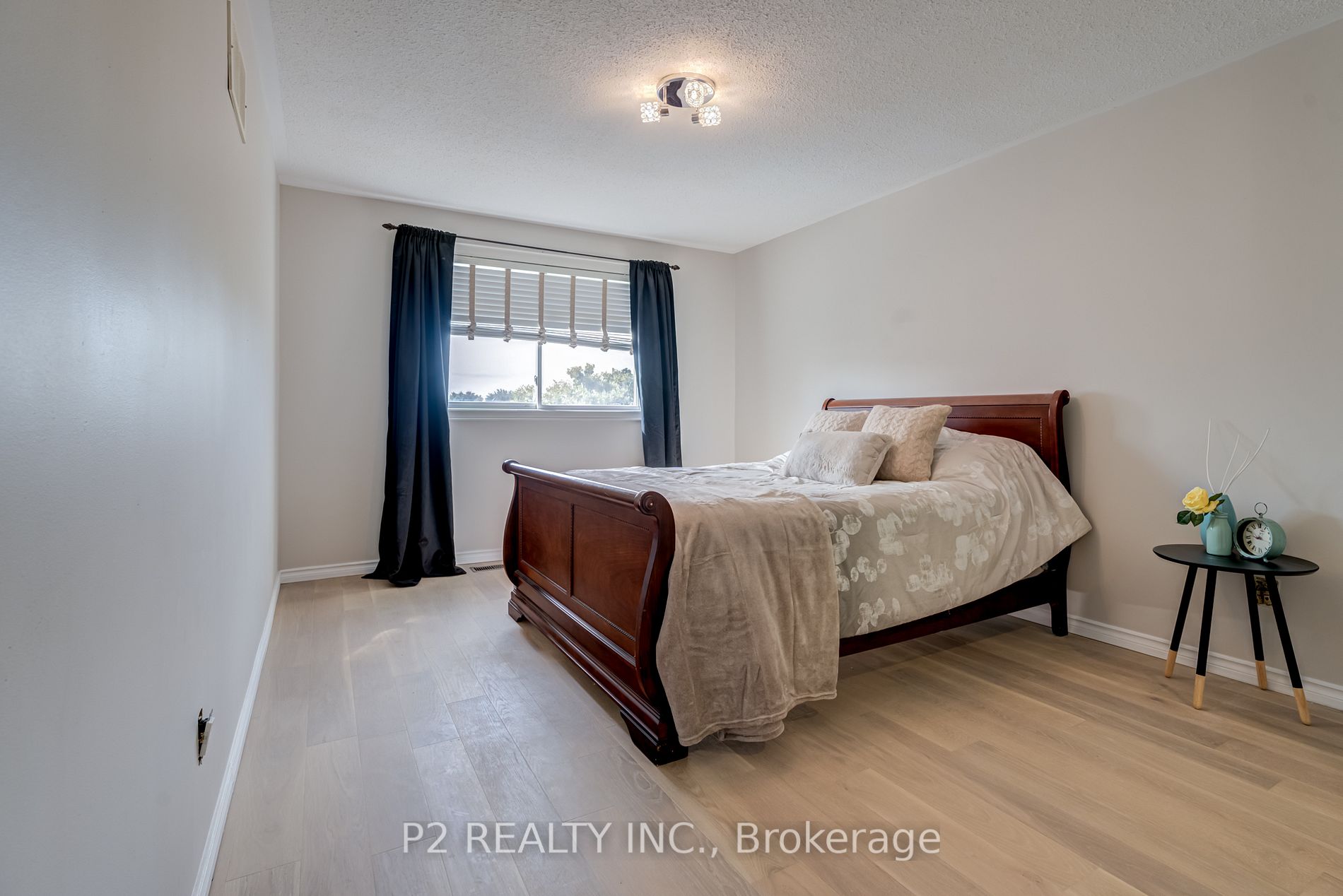 31 Colette Dr