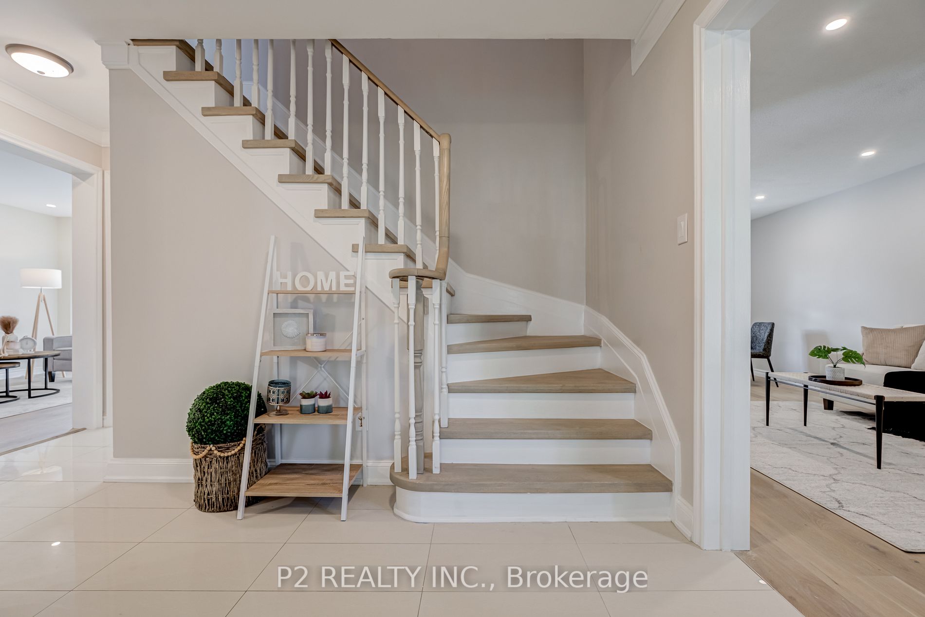 31 Colette Dr
