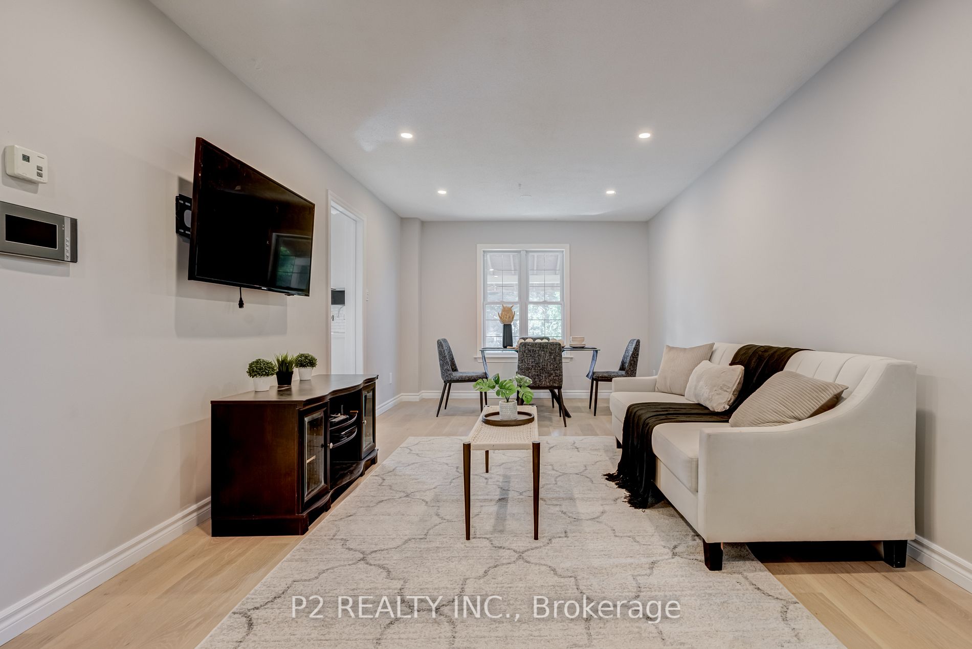 31 Colette Dr
