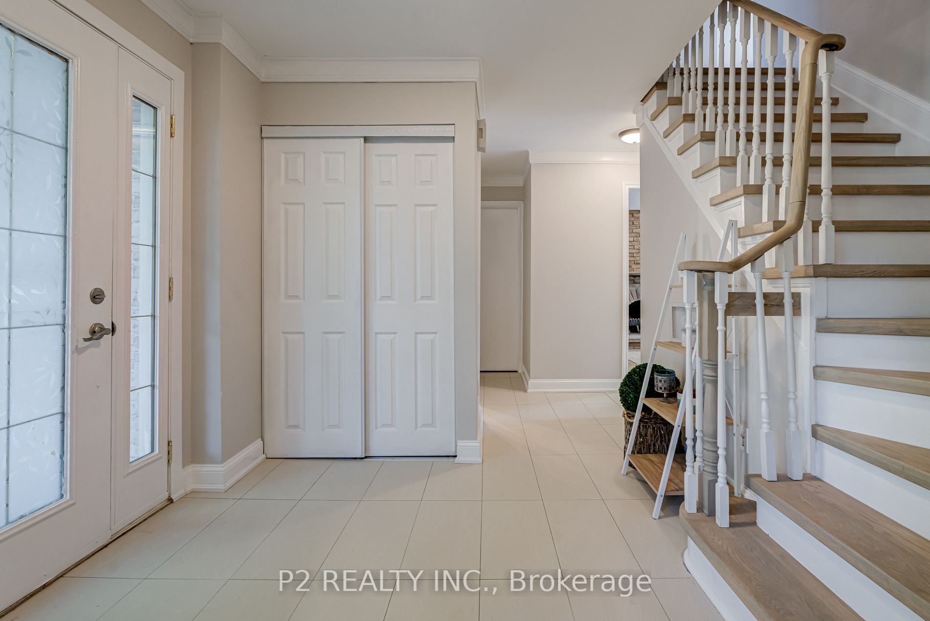 31 Colette Dr
