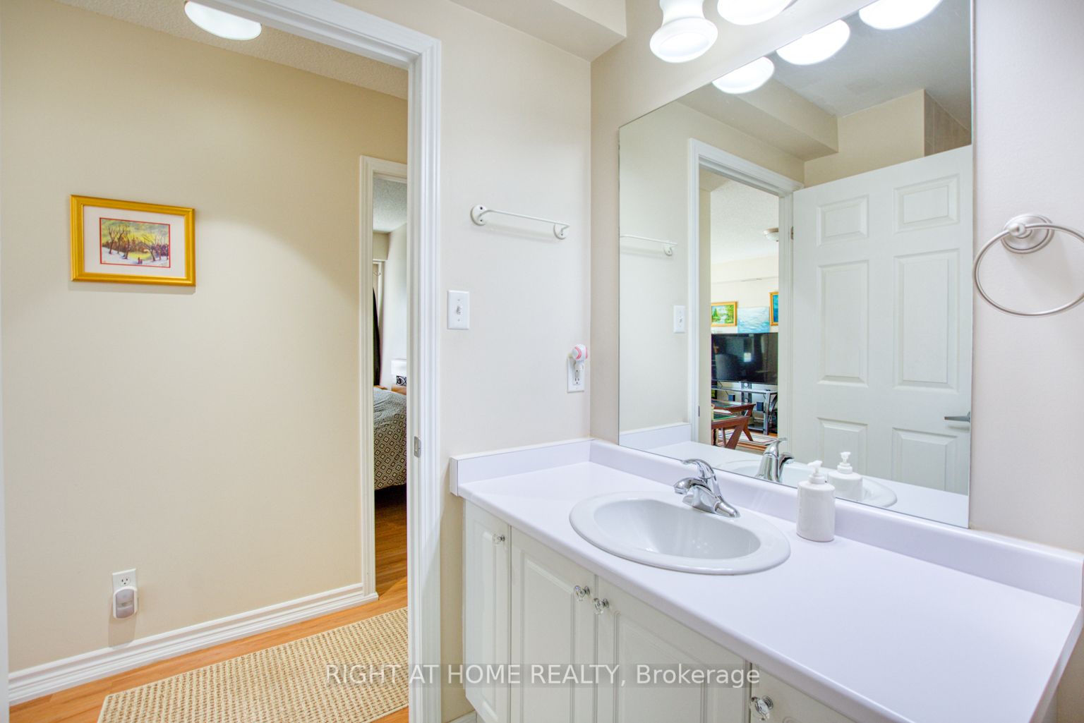 132 Aspen Springs Dr, #105