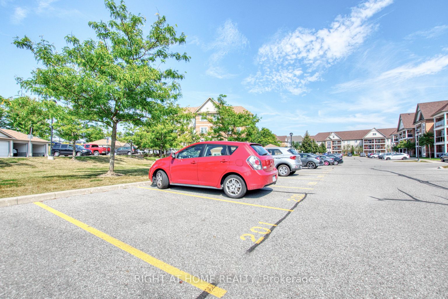 132 Aspen Springs Dr, #105