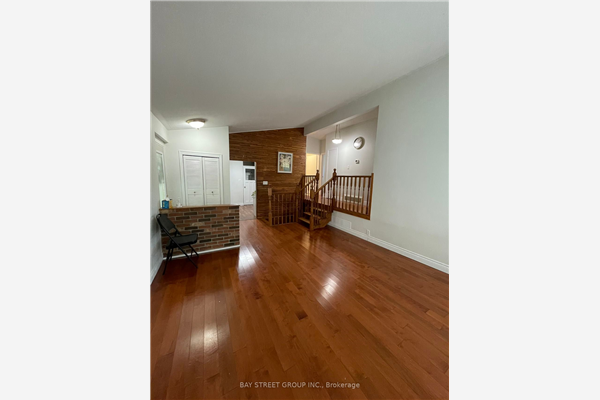 2 Norwalk St, Toronto