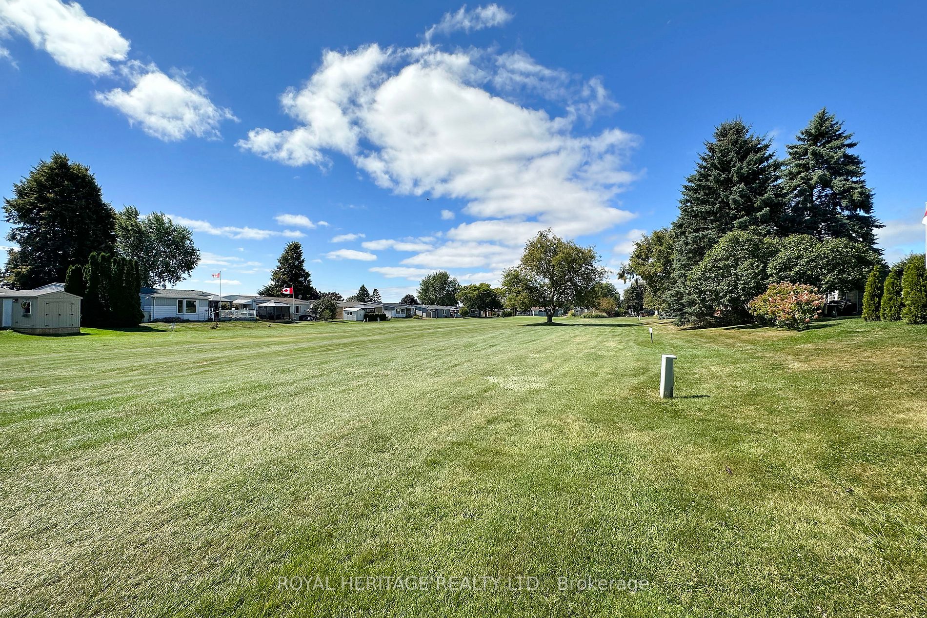 84 Fairway Dr