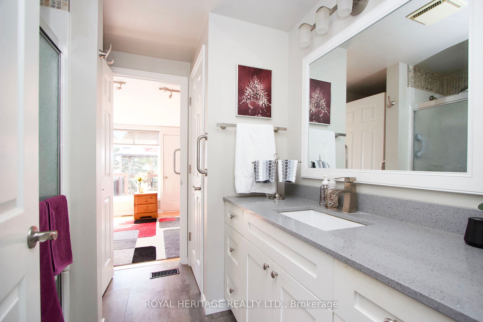 84 Fairway Dr