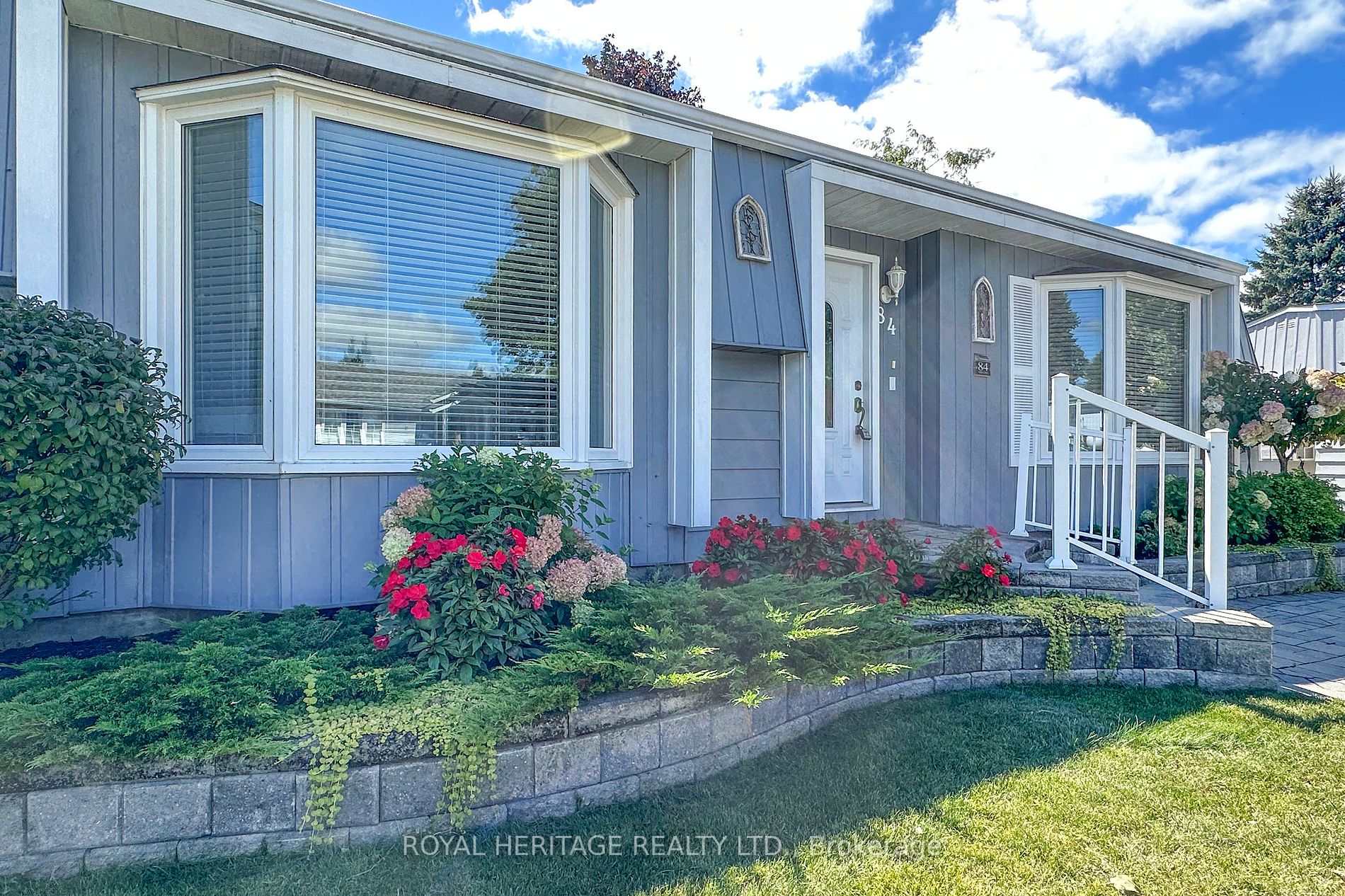 84 Fairway Dr