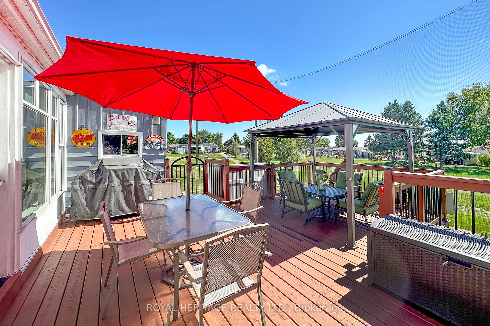84 Fairway Dr