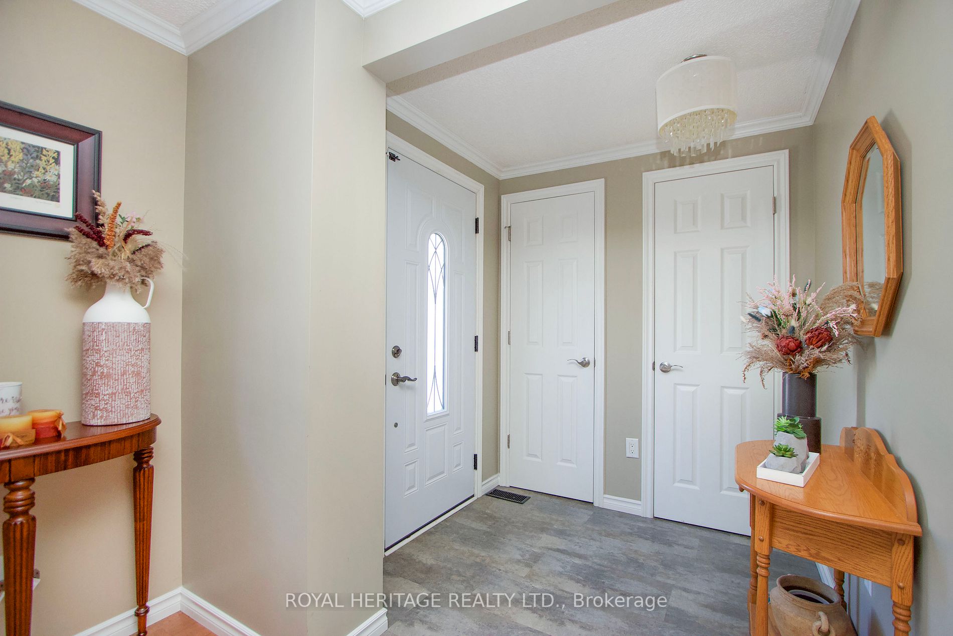 84 Fairway Dr