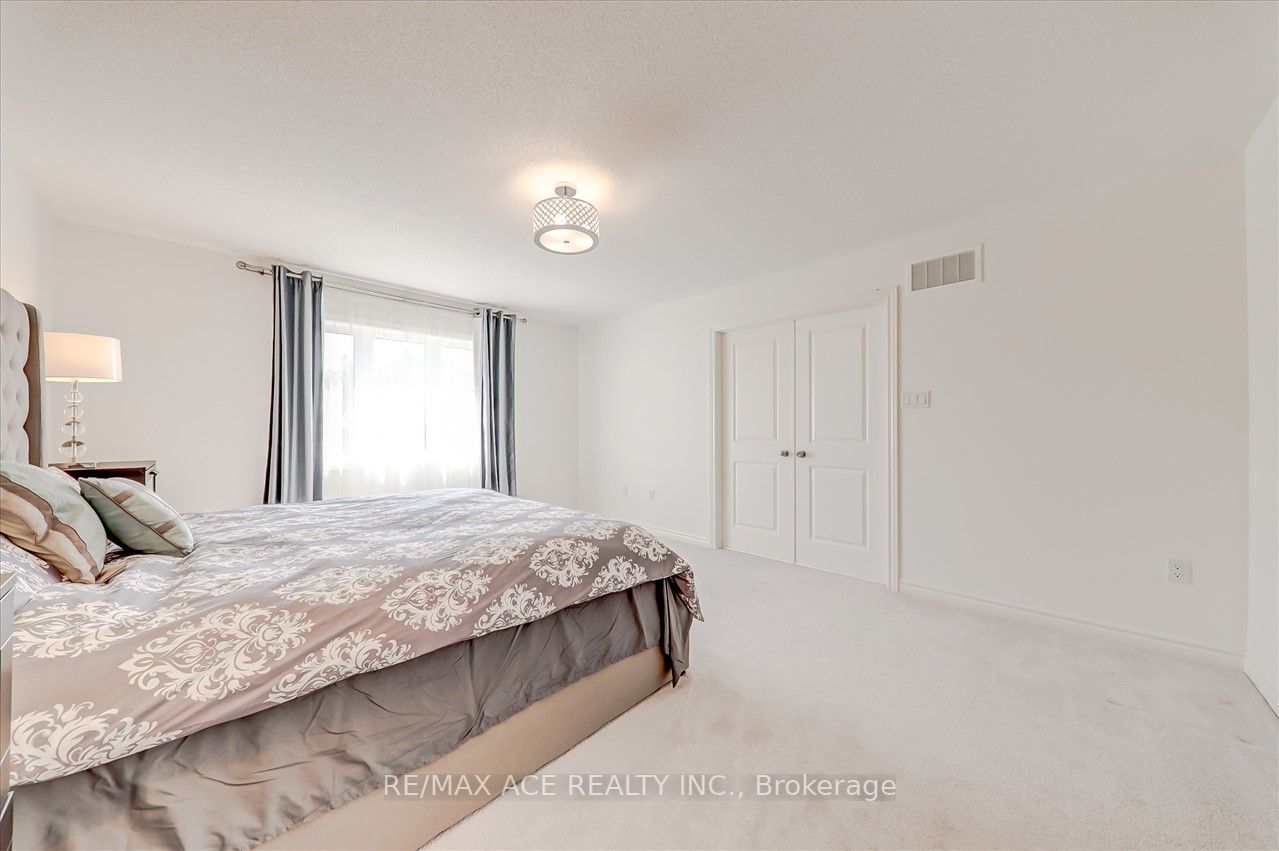 89 Lyle Dr