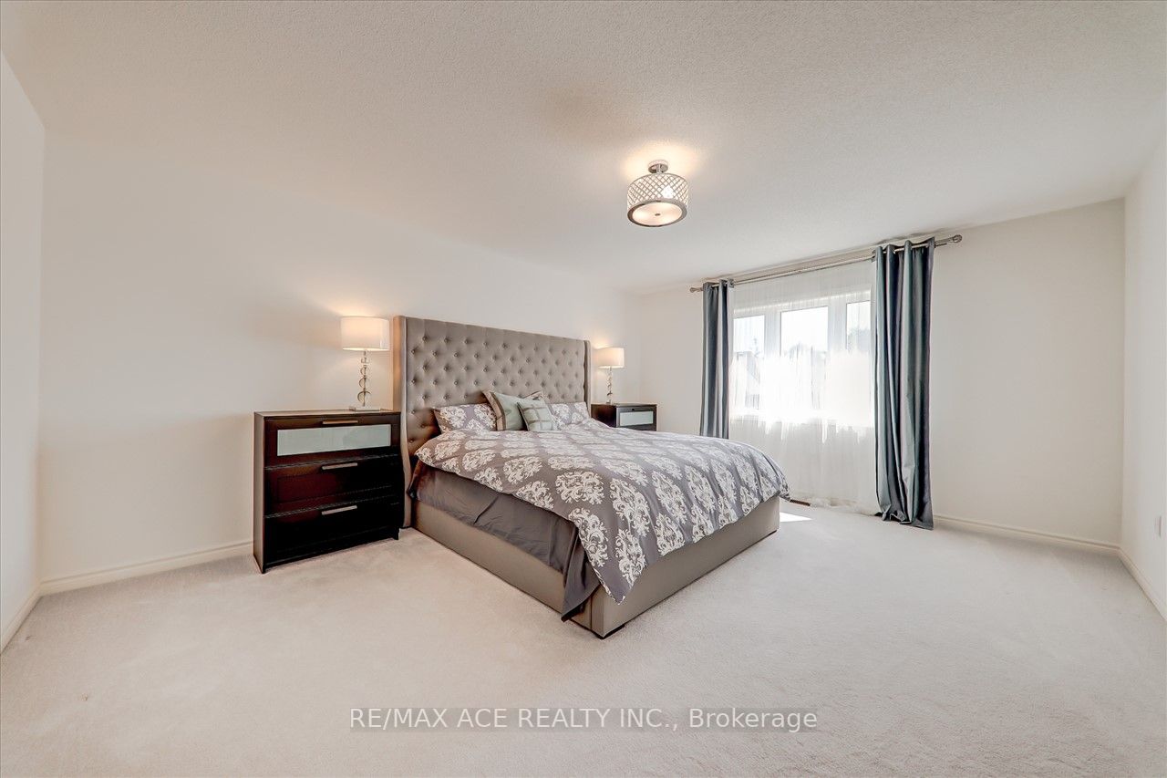 89 Lyle Dr