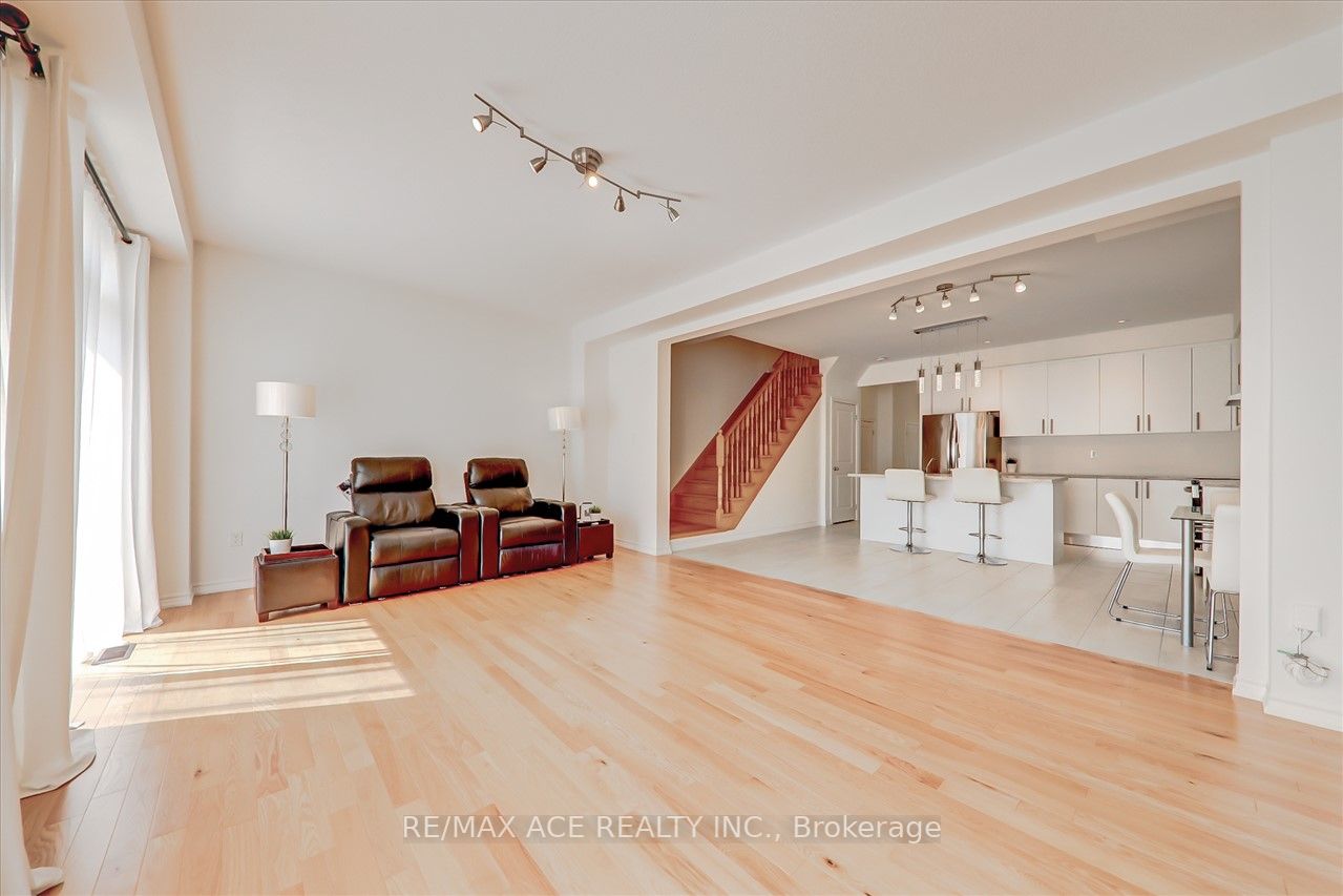 89 Lyle Dr