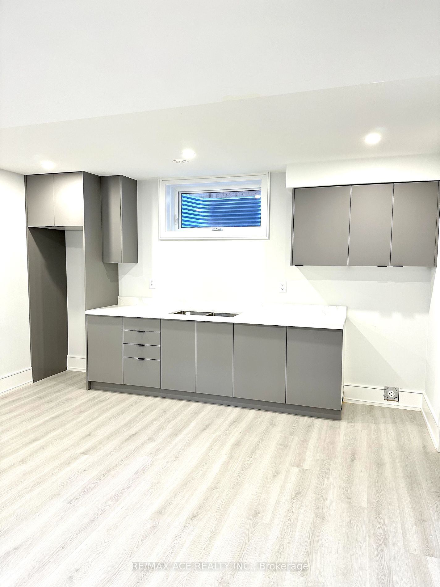 22 Gradwell Dr