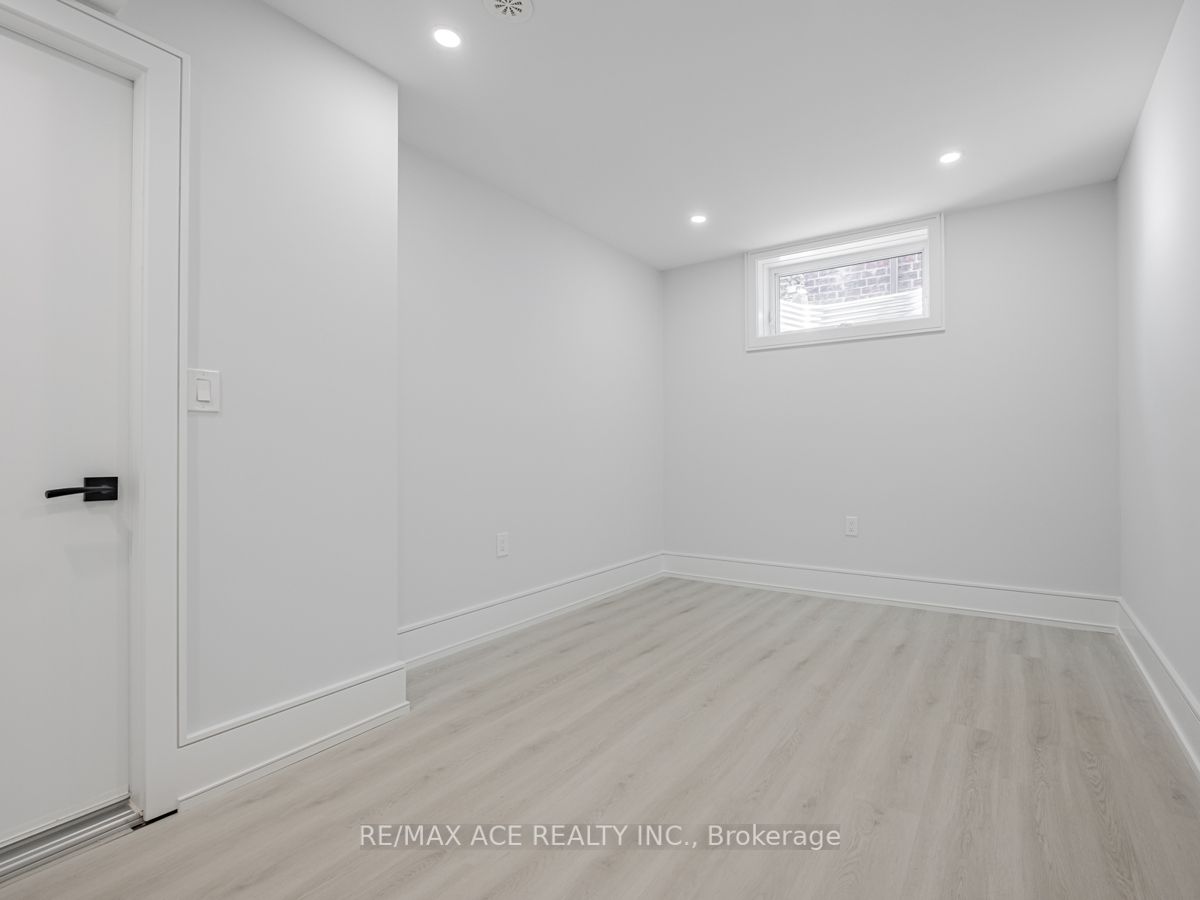 22 Gradwell Dr