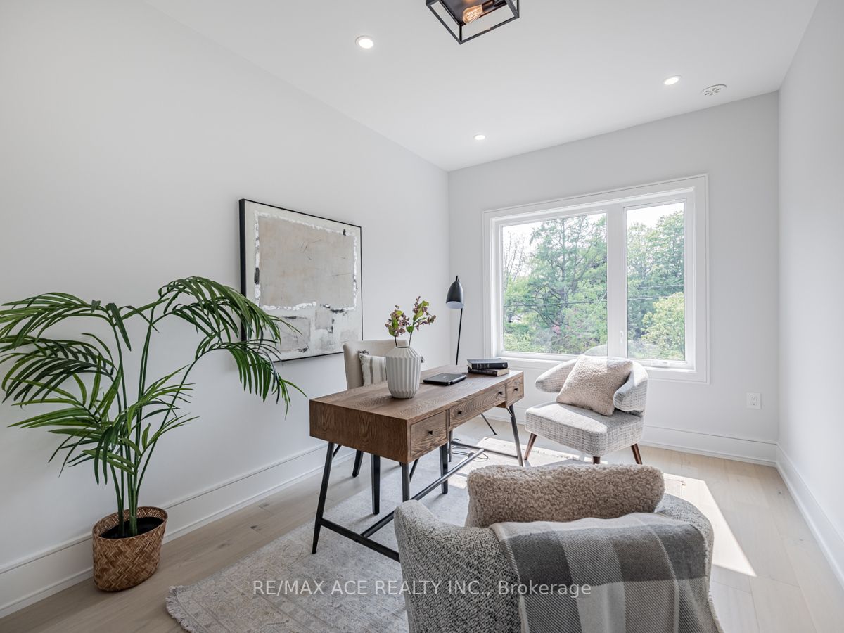22 Gradwell Dr