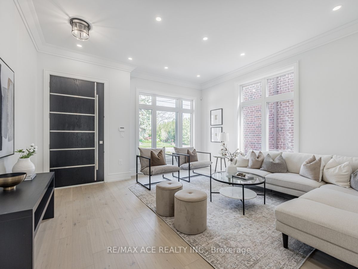22 Gradwell Dr