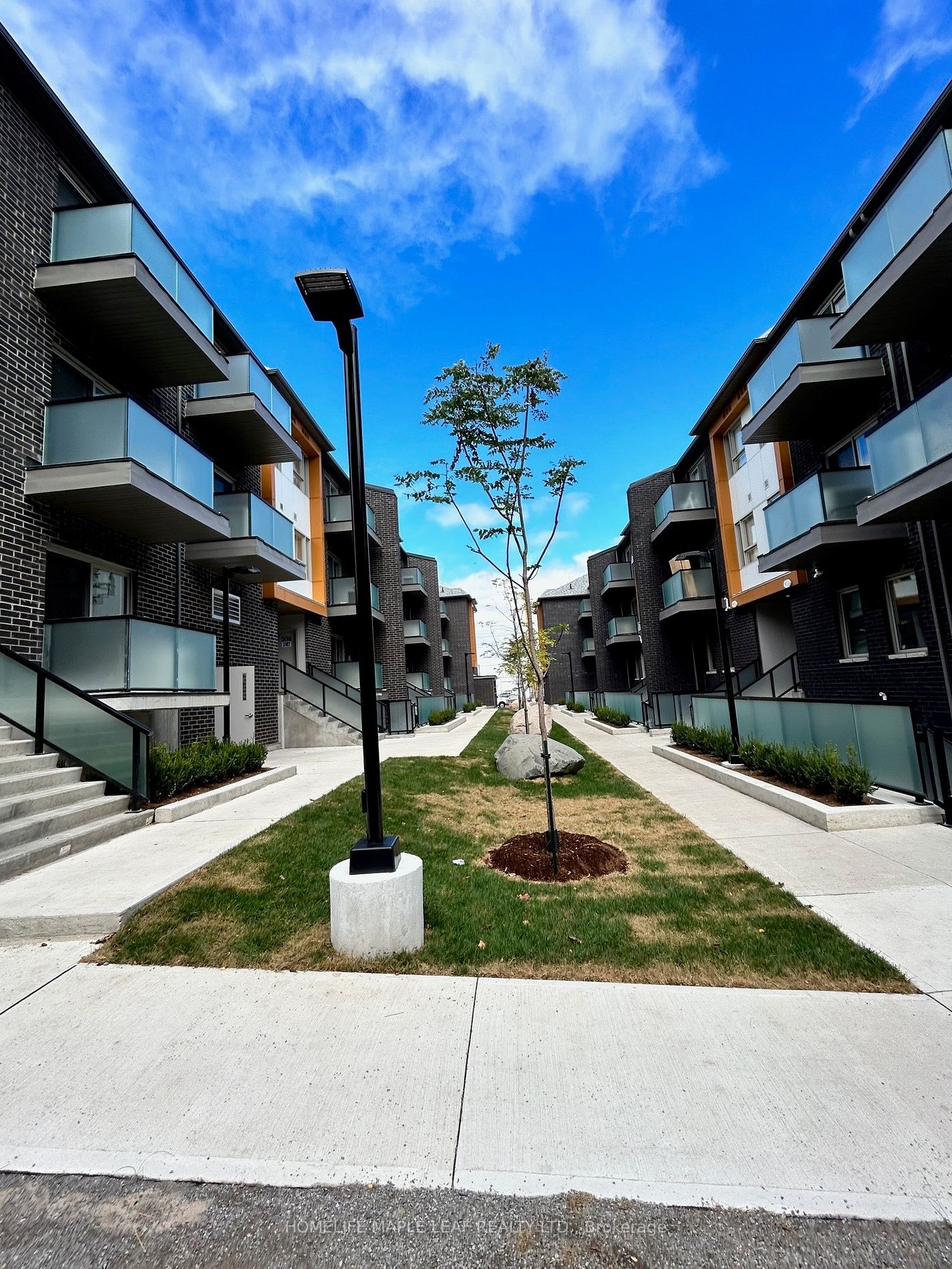 2787 Eglinton Ave E, #438