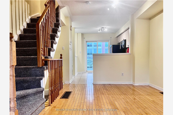 1775 Valley Farm Rd, Pickering