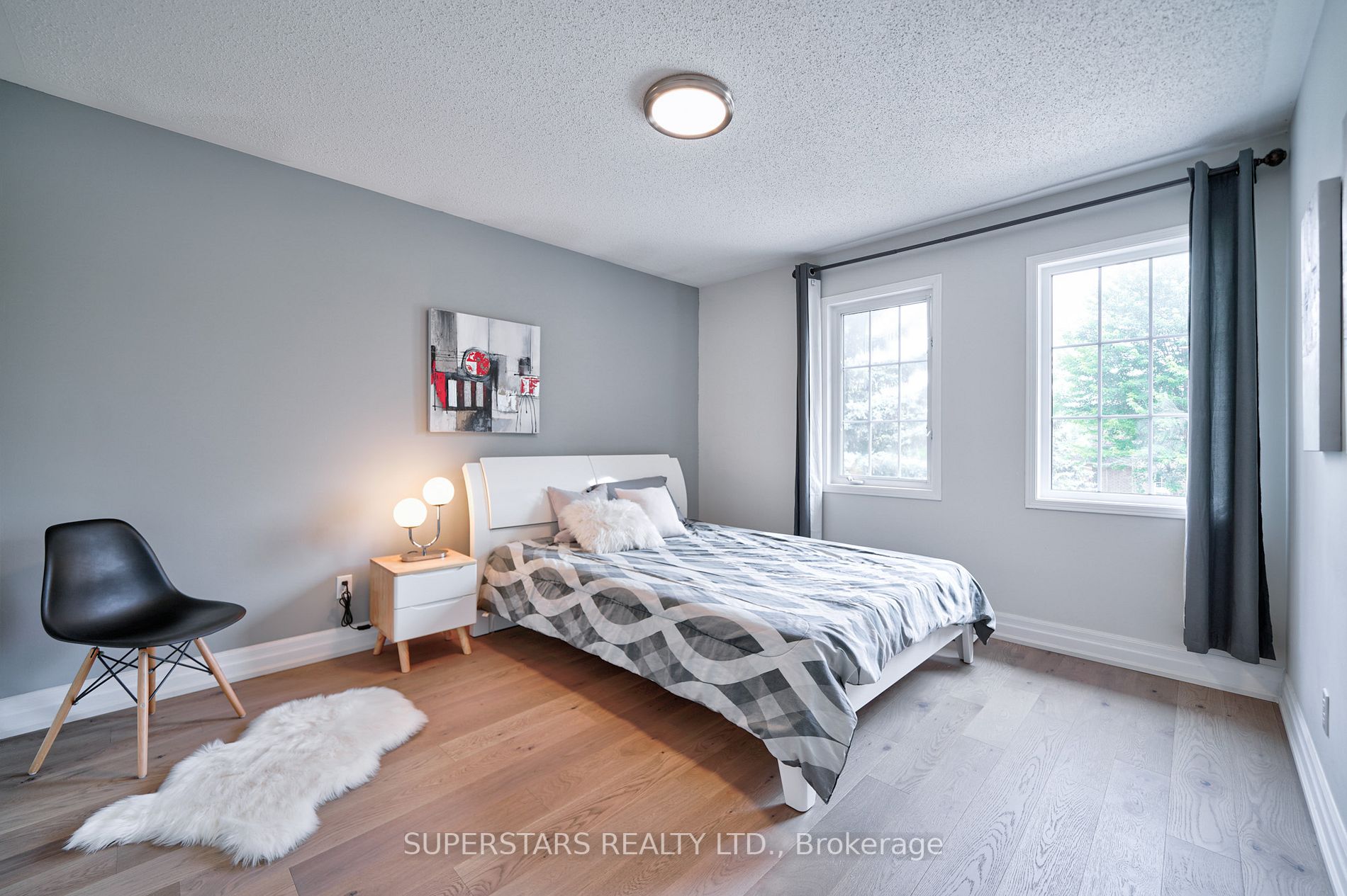 2 Redvers Street