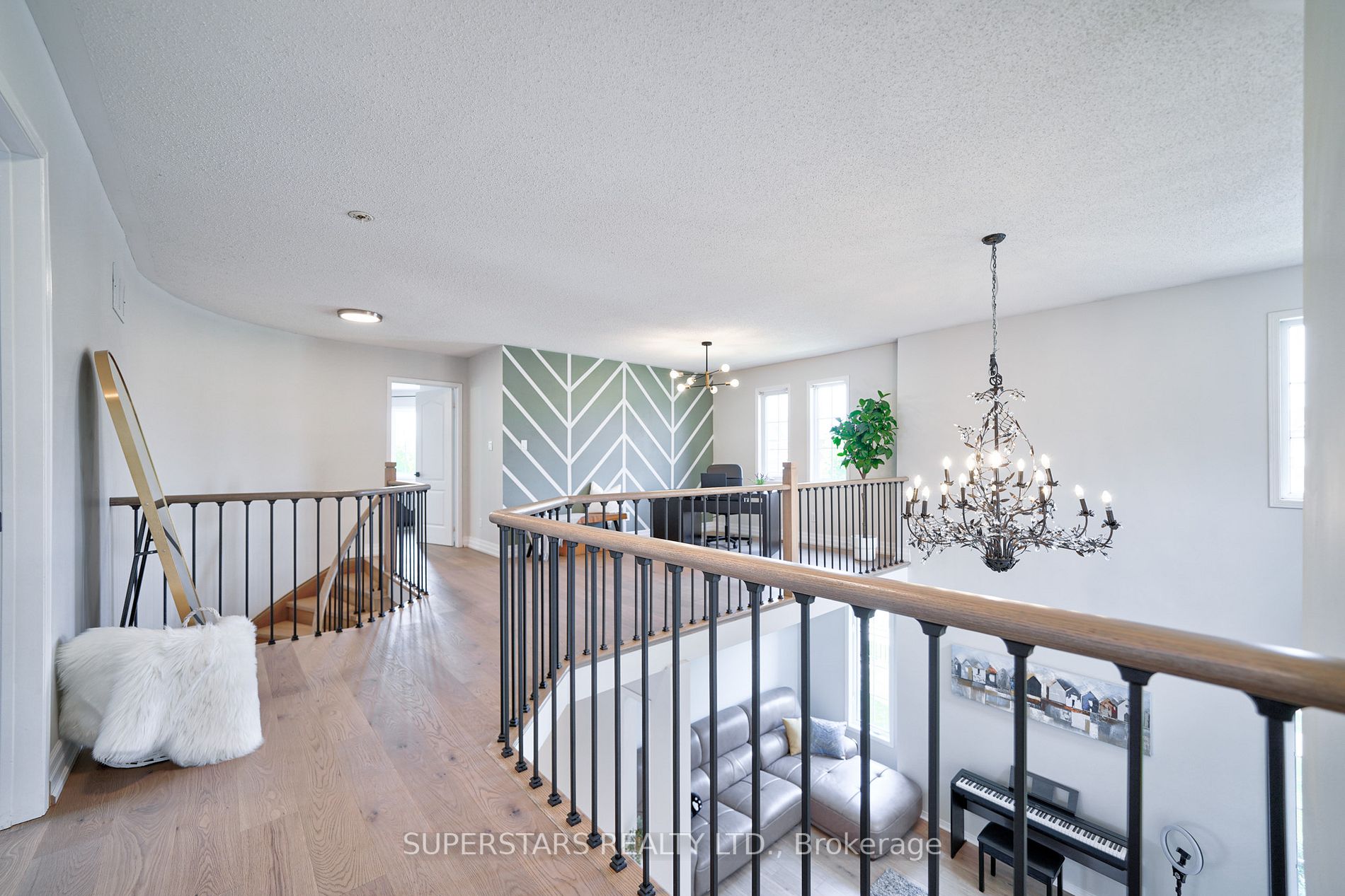 2 Redvers Street