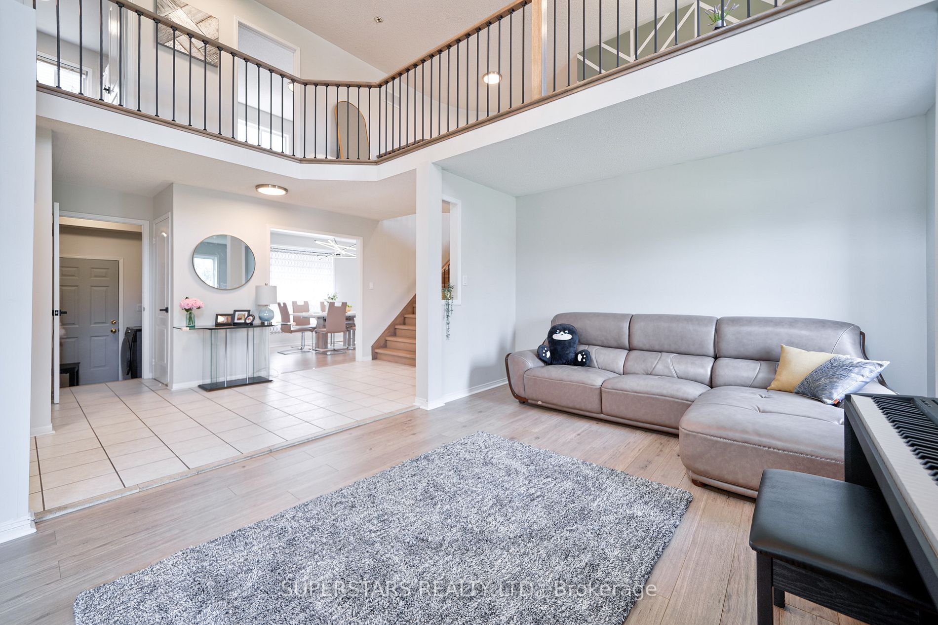 2 Redvers Street