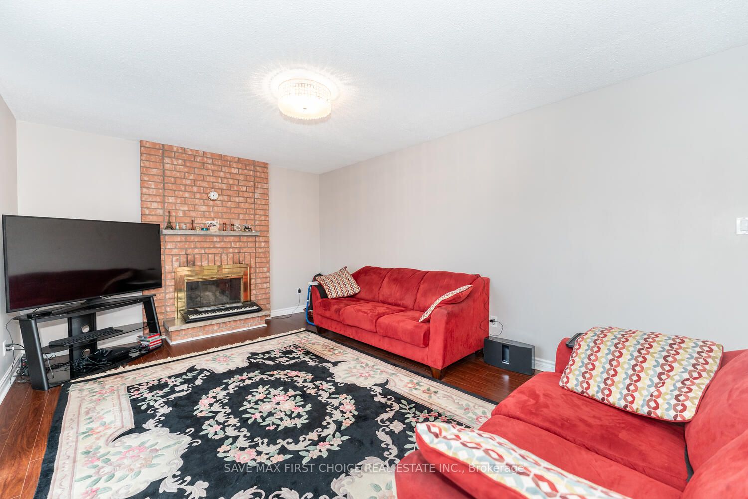 108 Wilce Dr
