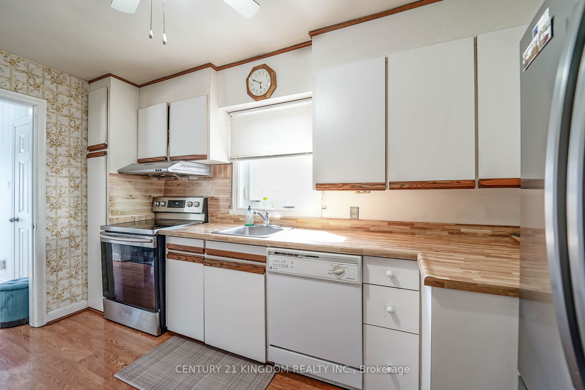 50 Mackinac Cres