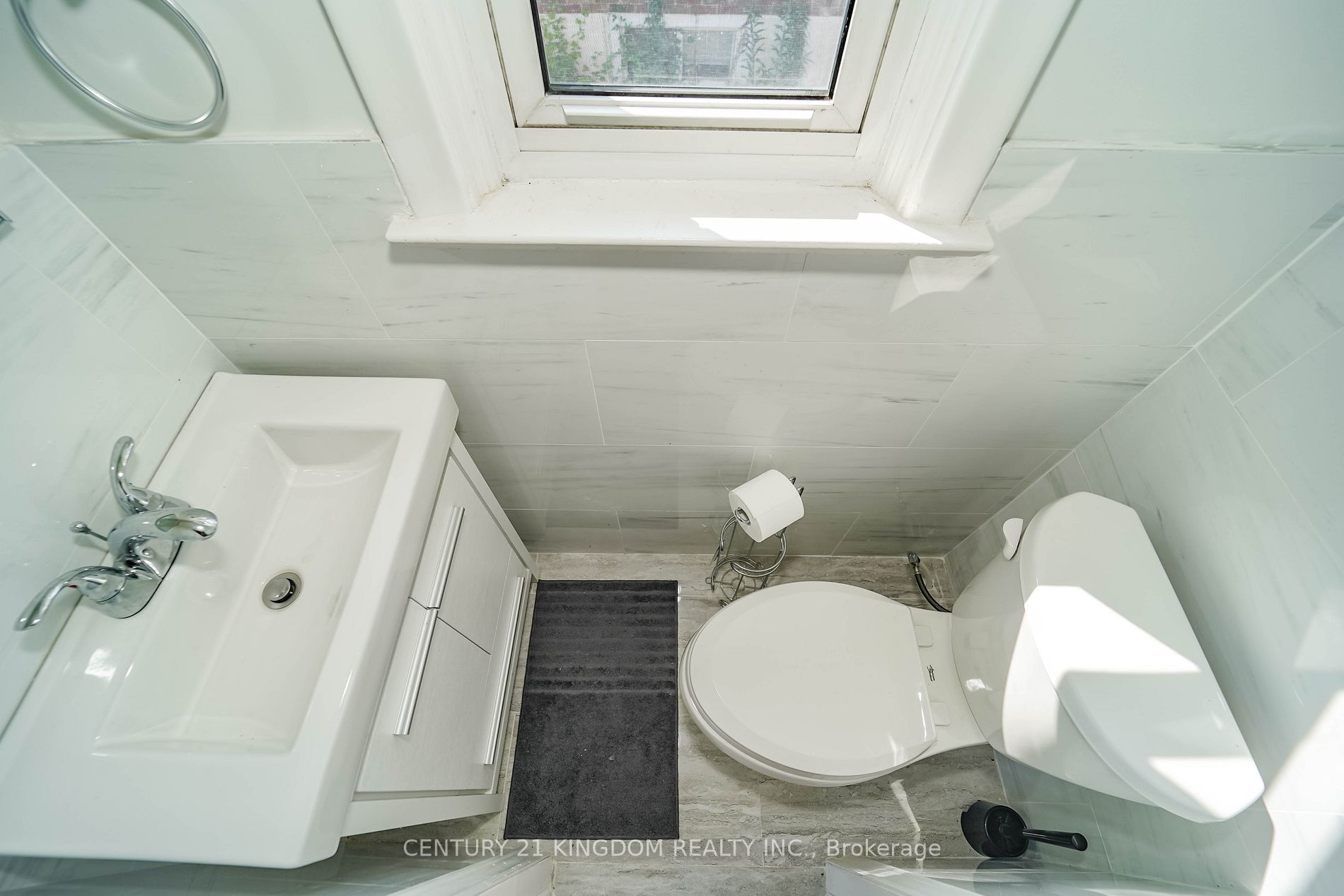 50 Mackinac Cres