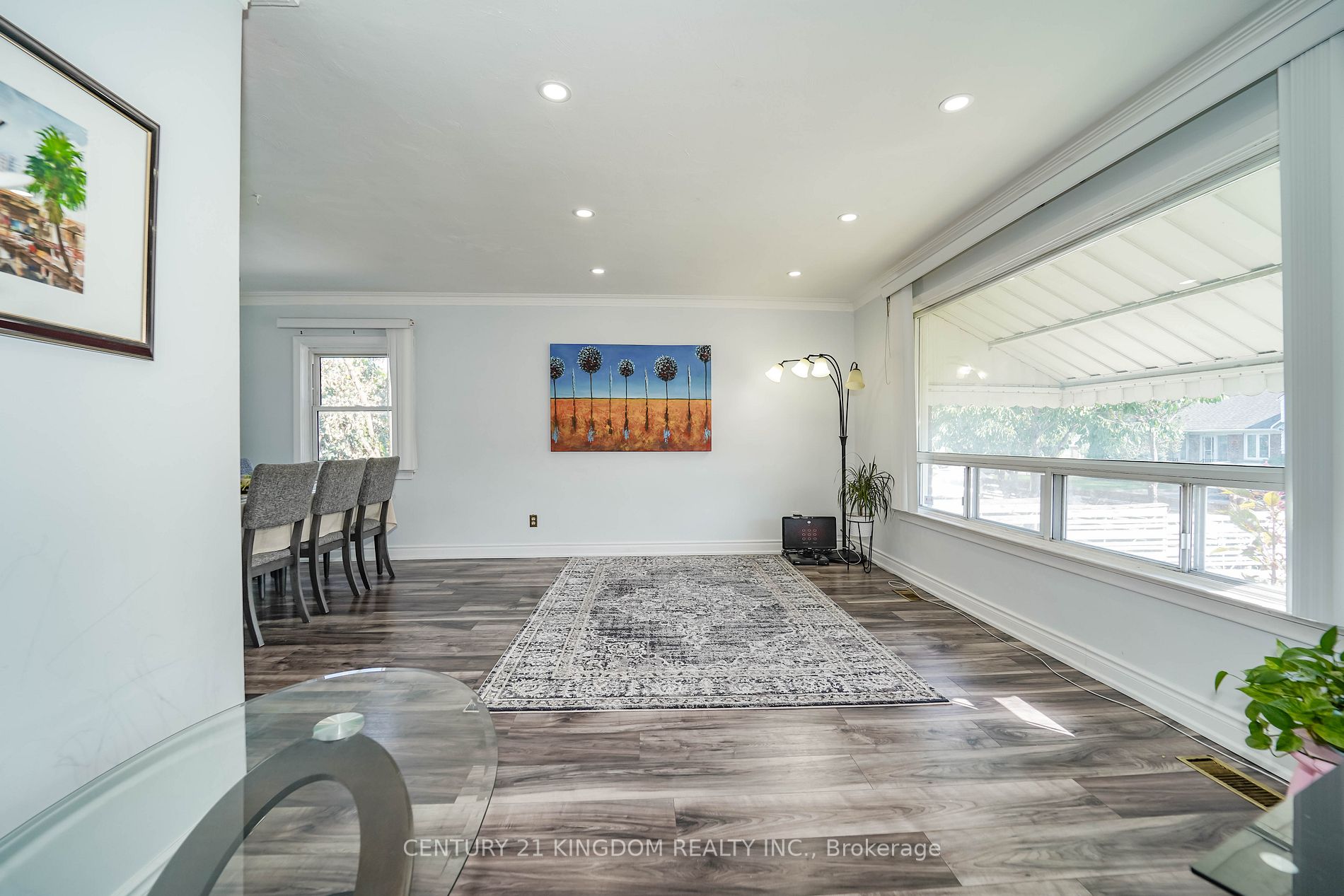 50 Mackinac Cres
