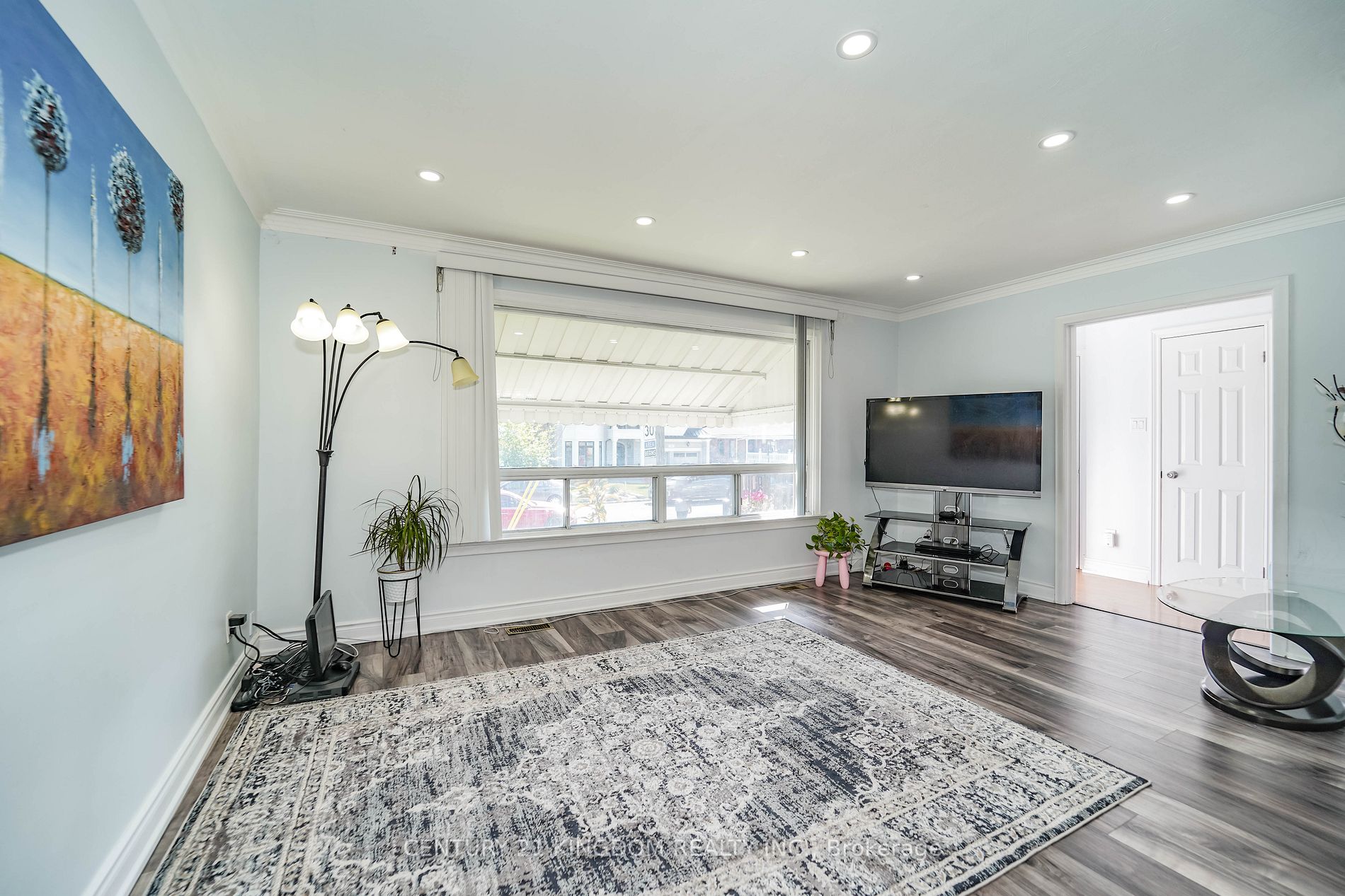50 Mackinac Cres