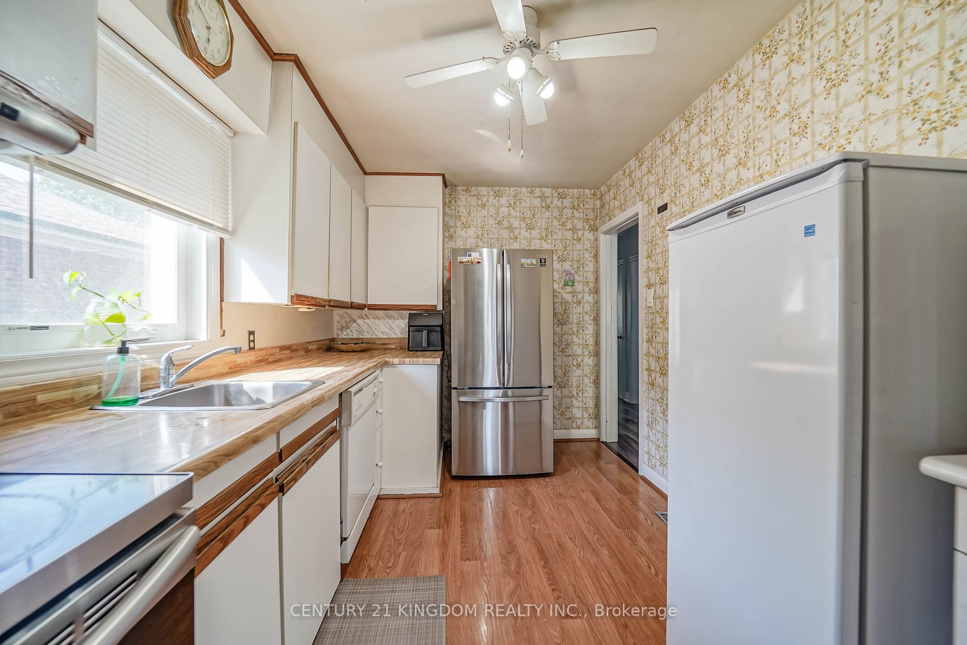 50 Mackinac Cres