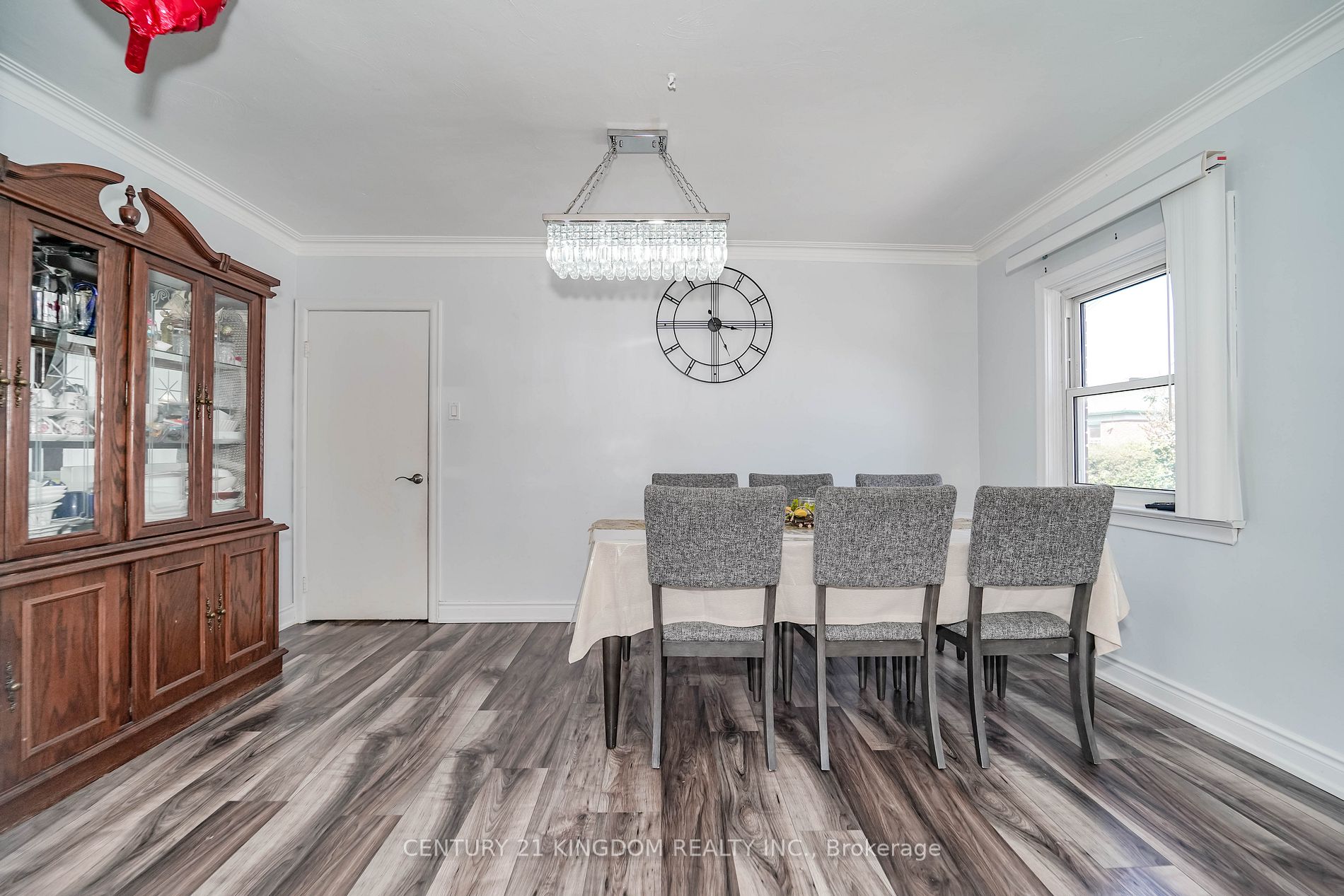 50 Mackinac Cres