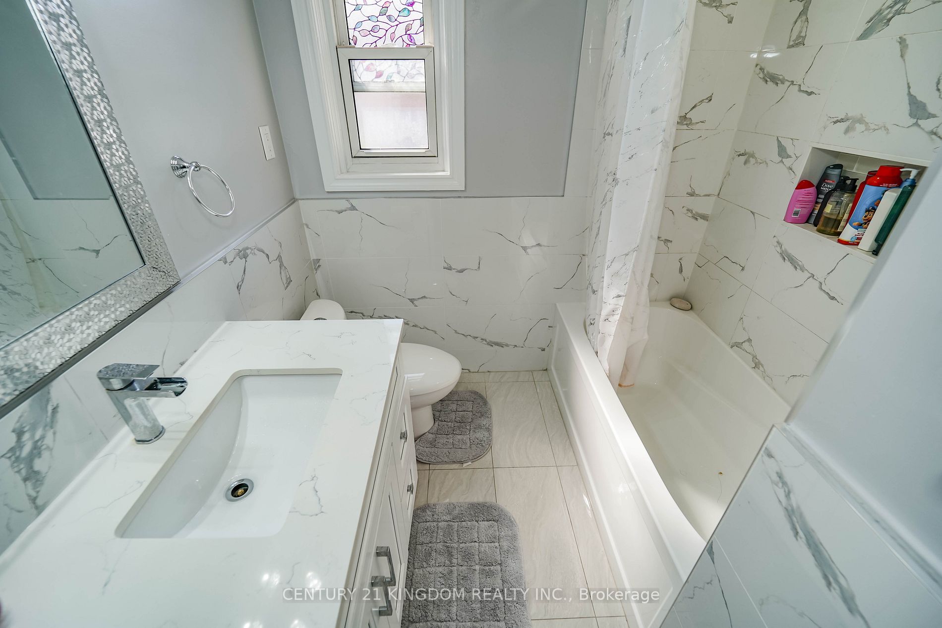 50 Mackinac Cres