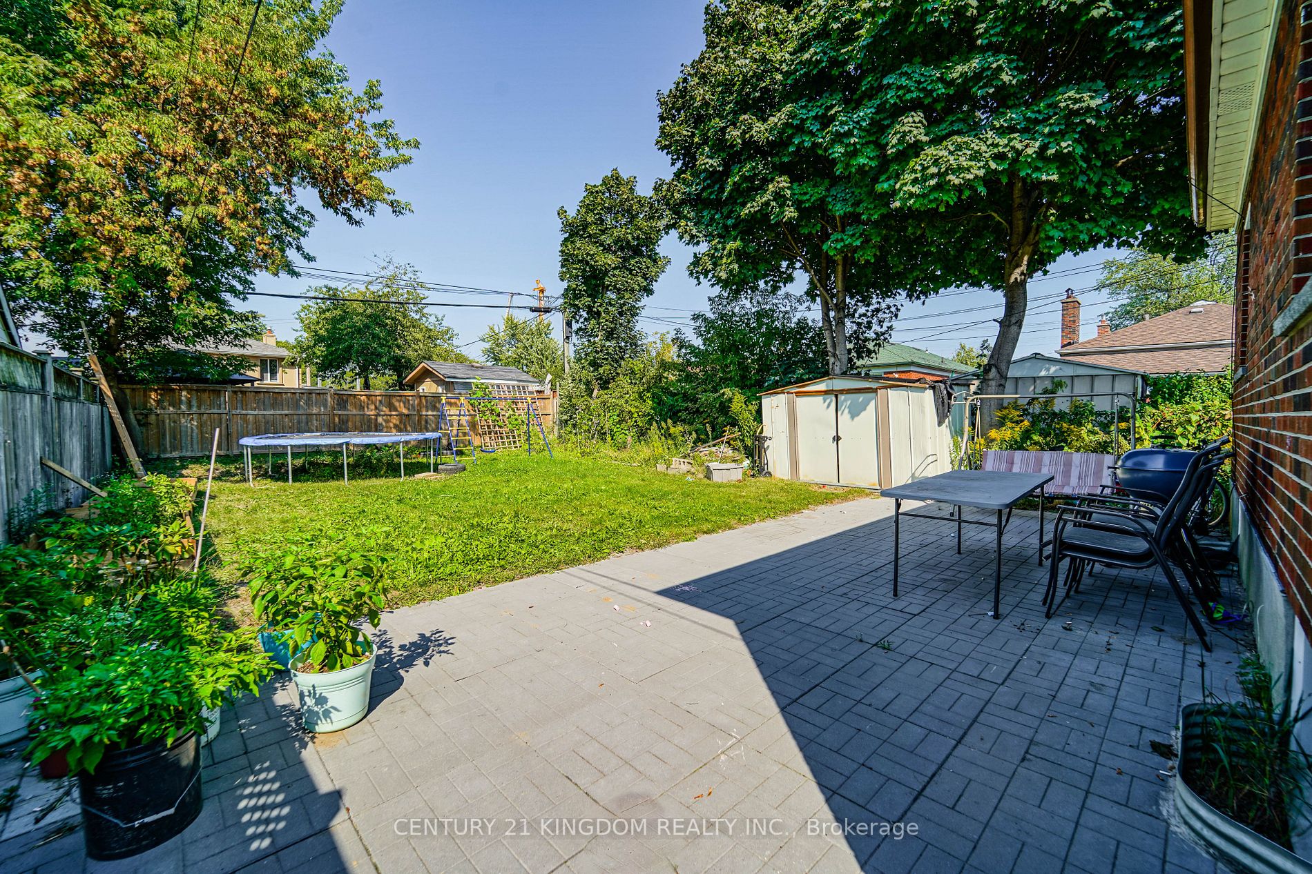 50 Mackinac Cres
