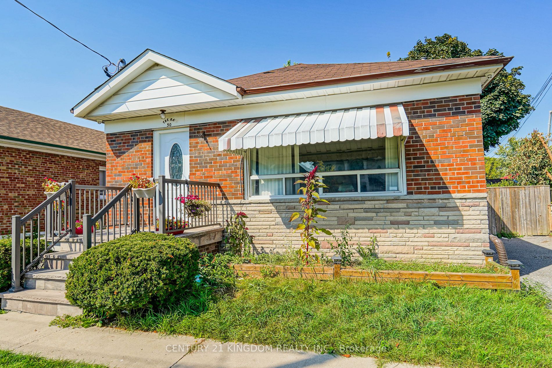 50 Mackinac Cres