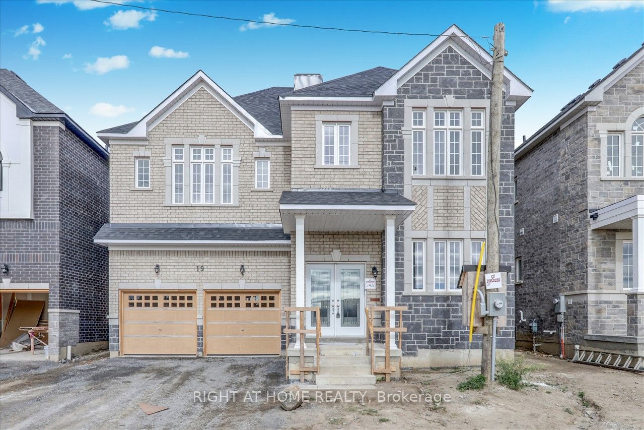 19 Creedon Cres